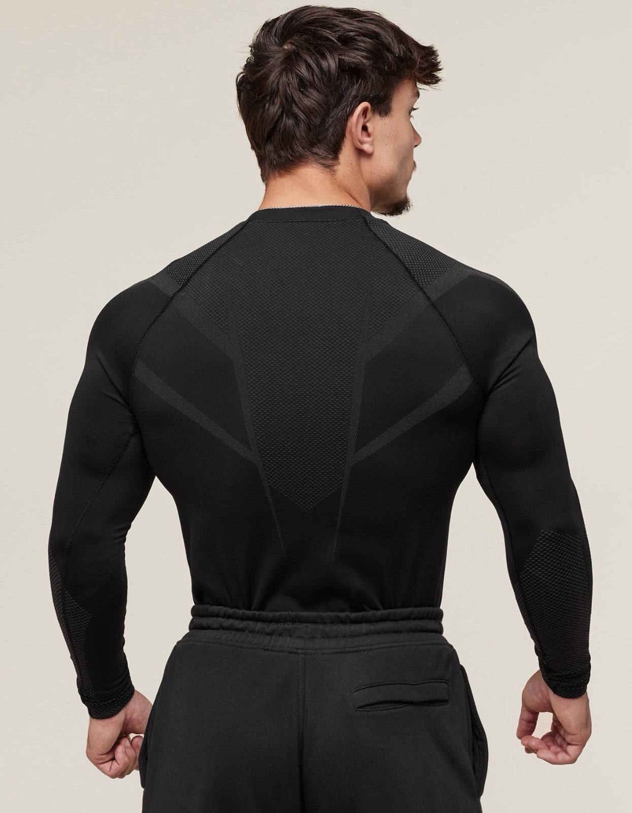 *SHIPS TODAY* Gymshark Onyx 5.0 Seamless Long Sleeve T-Shirt Black (Large)