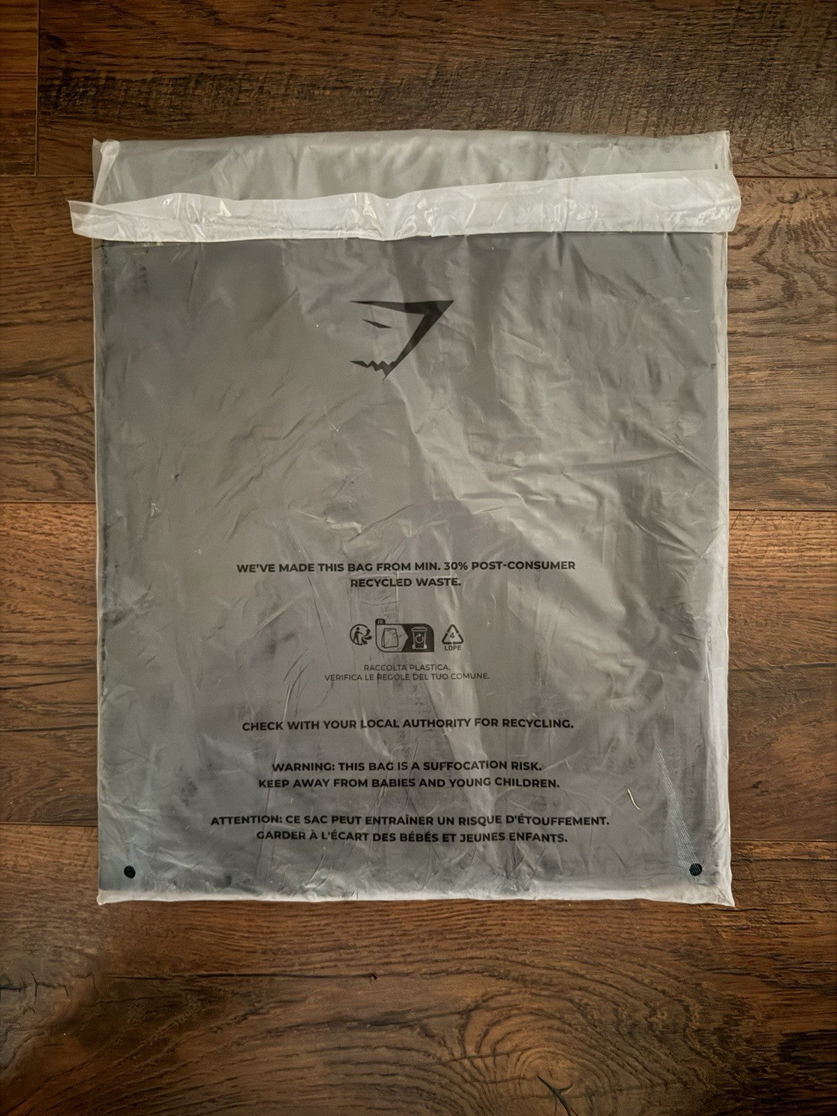 *SHIPS TODAY* Gymshark Onyx v5 5.0 Seamless Long Sleeve Black/Brand Blue - Large