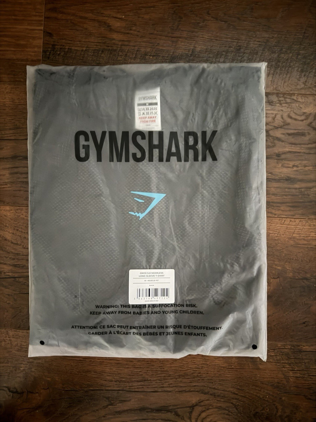 *SHIPS TODAY* ONYX GYMSHARK 5.0 Exclusive Black/Black Long Sleeve - Medium